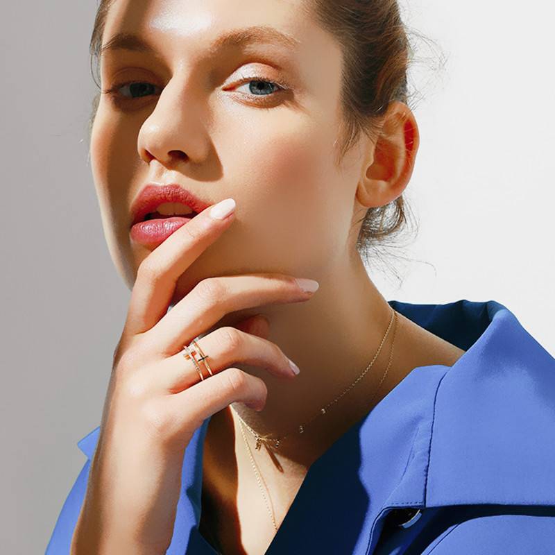 Double Bar - Delicate Cross Ring