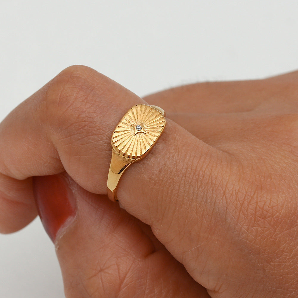 Bella - Gold Sun Ring