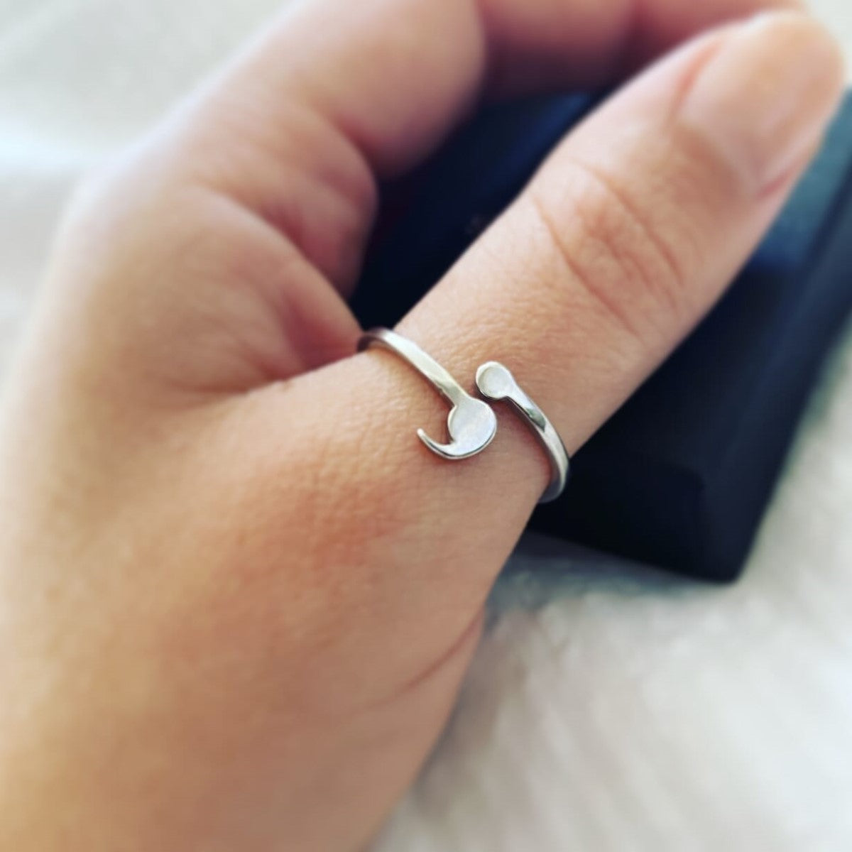 Delicate Semicolon Ring - Quincy Ring