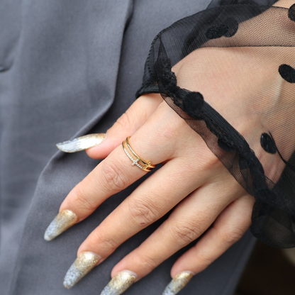 Double Bar - Delicate Cross Ring